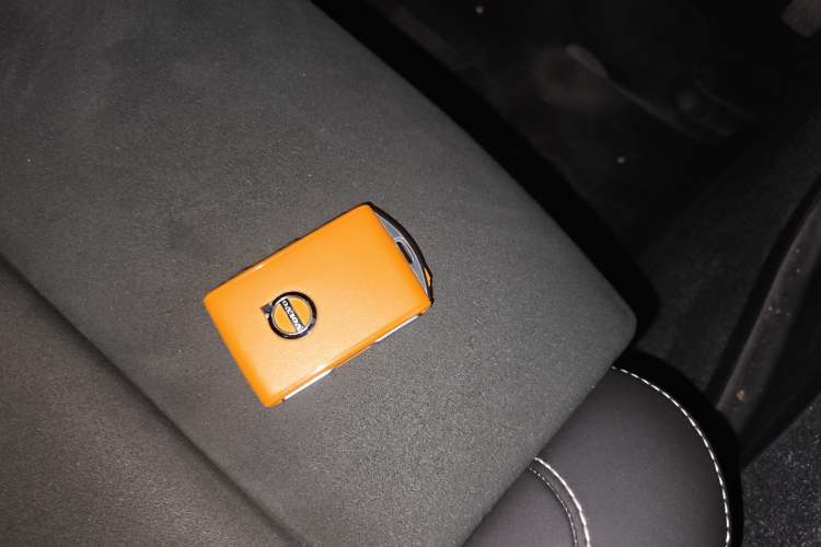 Used Volvo C40 2024 Long-Range PRO Version