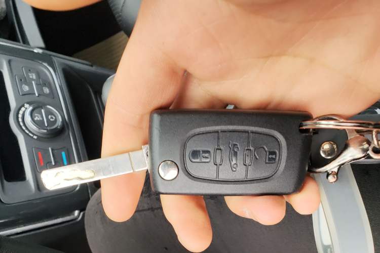 Used Peugeot 308 2013 1.6L Automatic Fashion Model