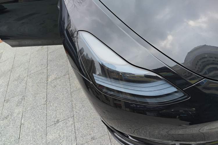 Used Tesla Model Y 2022 Rear-Wheel-Drive Version