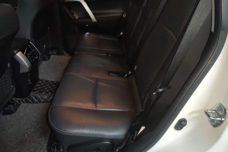 Used Toyota Prado 2018 3.5L Automatic TX-L NAVI with Rear-Mounted Spare Tire Left Rear Seat