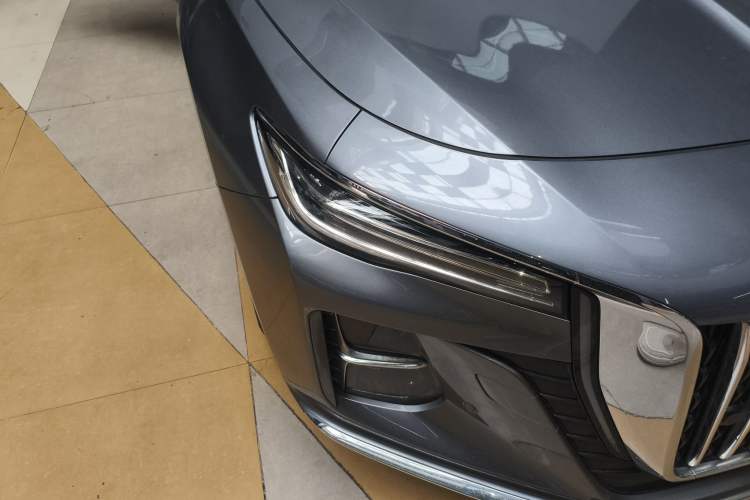 Used Hongqi H5 2023 2.0T Automatic Smart Connect Flagship Edition
