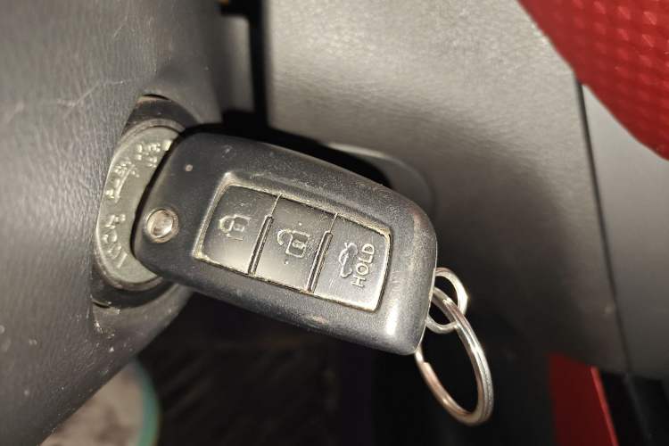 Used Nissan Lannia 2016 1.6L Manual Cool Edition
