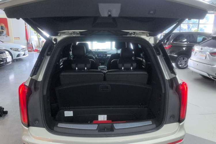 Used Cadillac XT6 2021 2.0T Six-Seater Four-Wheel-Drive Luxury Version