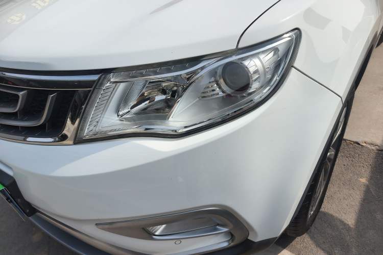 Used Geely Auto Emgrand X7 Sport 2016 1.8TD Automatic ZhiShang Model