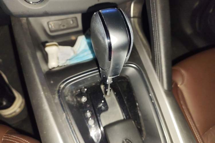 Used Renault Kadjar 2017 2.0L Two-Wheel Drive Luxury Edition
