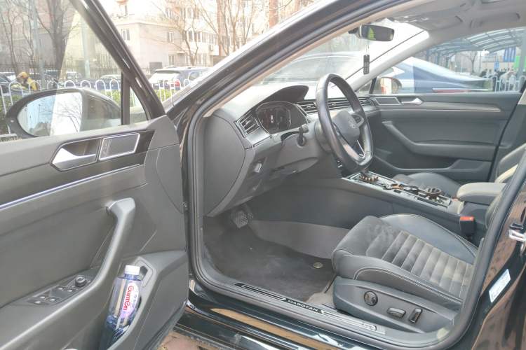 Used Volkswagen Magotan 2021 330TSI DSG 30th Anniversary Edition