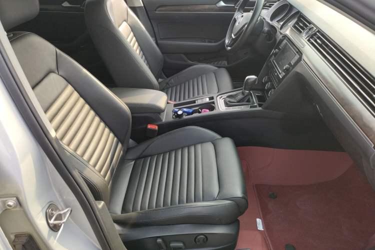 Used Volkswagen Magotan 2019 330TSI DSG Leading Model China VI Standard