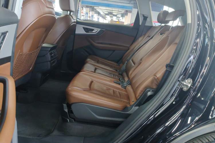 Used Audi Q7 2016 45 TFSI Technology Edition
