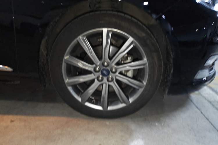 Used Ford Taurus 2019 EcoBoost 245 Premium Edition
