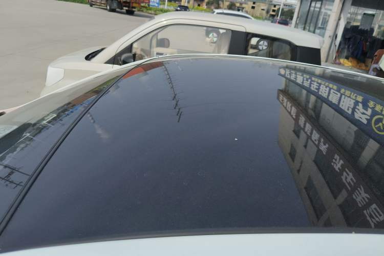 Used Chery Little Ant 2022 Sweet Pink Edition Half-Sugar Version Lithium Iron Phosphate 29.2 kWh 30 kW 301 km