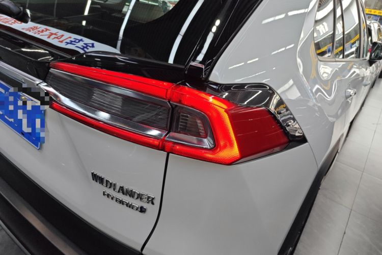 Used Toyota Wildlander 2024 Dual-Motor 2.5L E-CVT Four-Wheel Drive Prestige Edition
