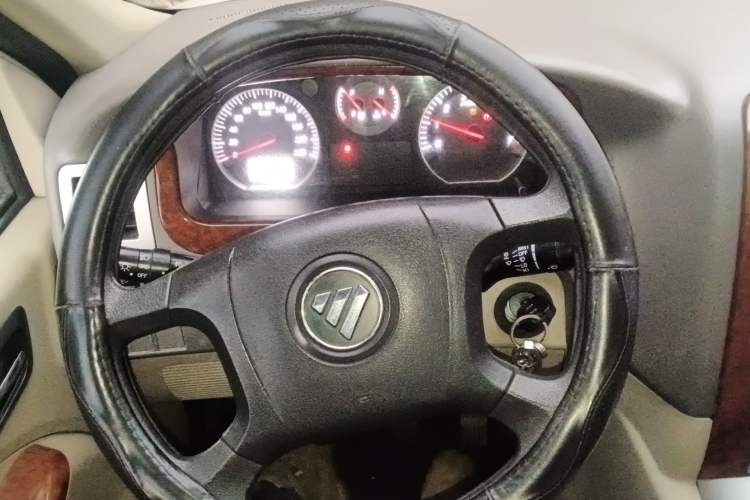 Used Foton Scenic G5 2020 2.0L Gasoline Commercial Version 9-Seater Multi-Purpose Passenger Vehicle 1TZS
