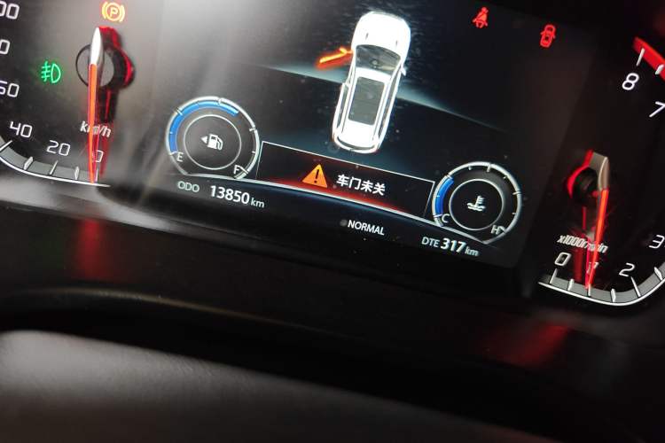 Used CHANGAN CS75 2019 280T Manual Million Edition China VI Odometer Close Up