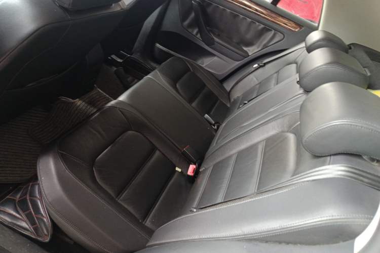 Used Volkswagen Bora 2013 1.4T Automatic Luxury Model Left Rear Seat