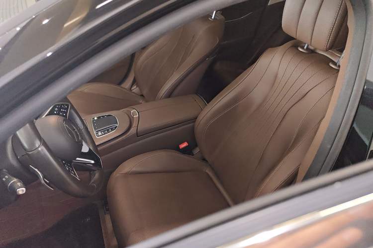 Used Mercedes-Benz E-Class 2021 Restyled E 300 L Luxury Edition
