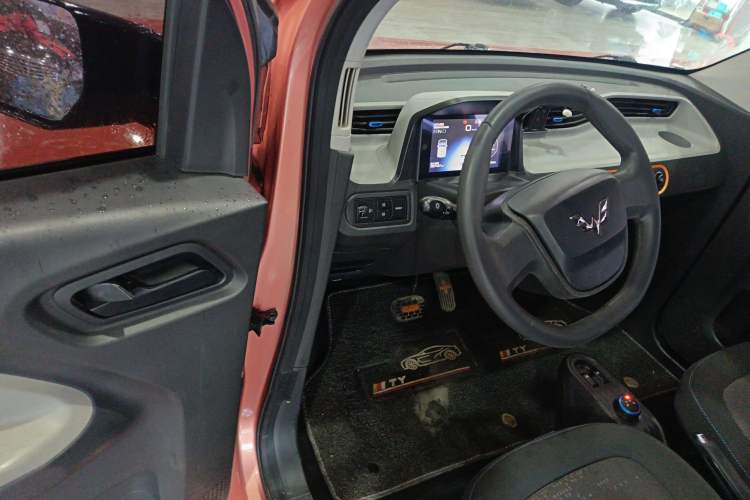 Used Wuling Hongguang MINIEV 2020 Zizai Version Lithium-NMC