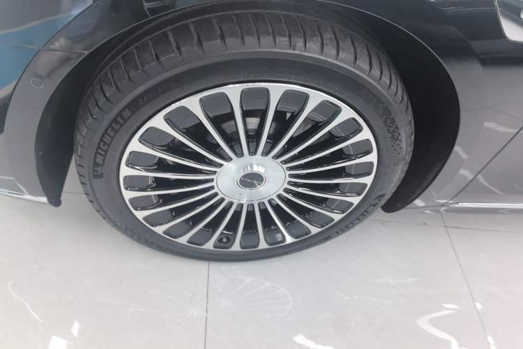 Used Hima Stelato S9 2025 Extended-Range Ultra Left Front Wheel Hub