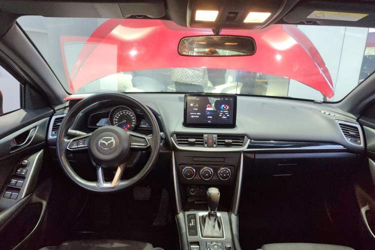 Used Mazda CX-4 2018 2.0L Automatic Two-Wheel Drive Blue Sky Dynamic Version China V Standard