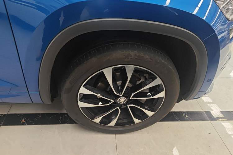 Used Skoda Kodiaq 2022 TSI330 5-Seater Two-Wheel-Drive Luxury Edition
