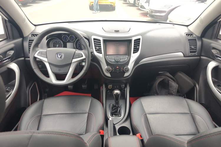 Used CHANGAN CS35 2016 1.6L Manual Luxury Model China V Standard
