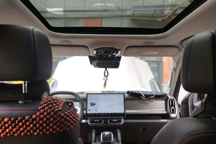 Used JETOUR Traveler 2025 2.0TD XWD Conquer Extended Version 7 Seats
