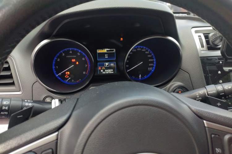 Used Subaru Outback 2015 2.5i Luxury Navigation Edition Instrument Cluster