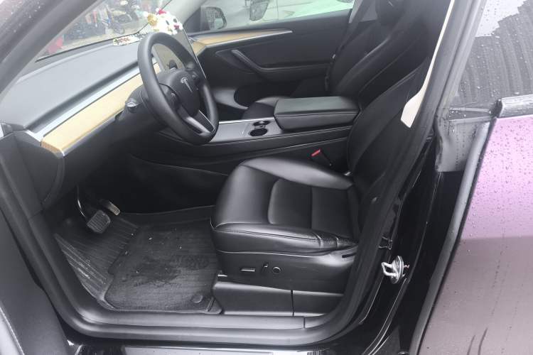 Used Tesla Model Y 2022 Rear-Wheel-Drive Version