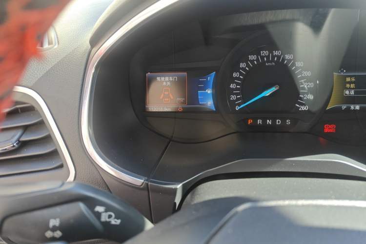 Used Ford Edge 2016 EcoBoost 245 Four-Wheel Drive Titanium Edition 7-Seater Odometer Close Up