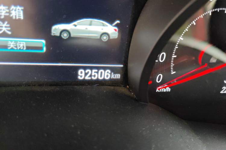 Used Chevrolet Monza 2019 RS 330T Automatic Comfort Edition China VI Standard Odometer Close Up