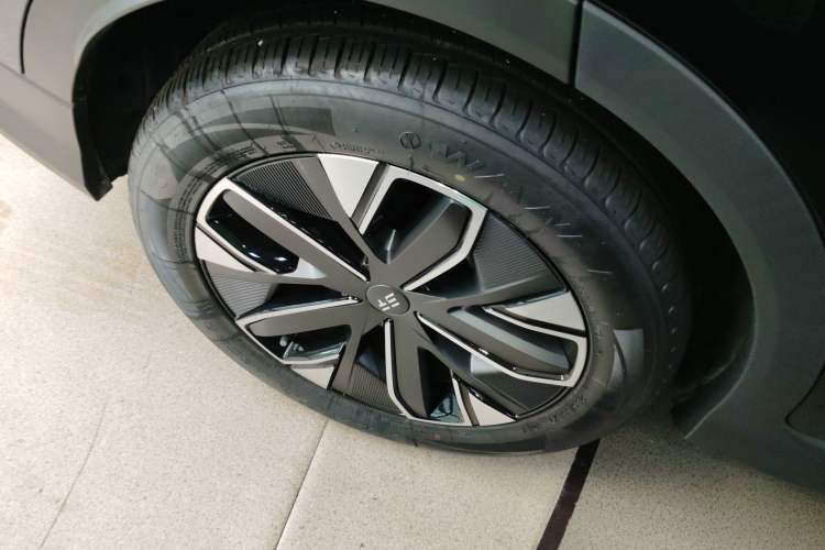 Used JETOUR Shanhai L7 2024 1.5T 120km ULTRA 7-Seater