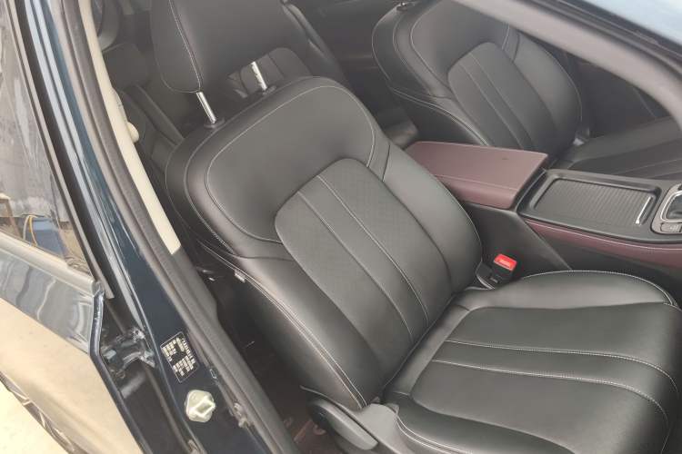 Used GAC Trumpchi M6 2021 PRO 270T DCT Luxury Edition Right Front Seat