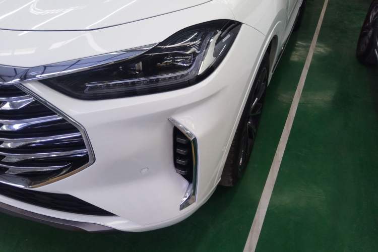 Used JETOUR X70 2021 Zhuge 1.6T DCT Kongming 7-Seater
