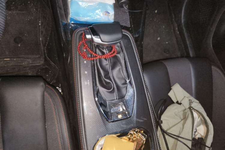 Used CHANGAN OSHAN X5 2021 1.5T DCT Prestige Edition Gear Lever