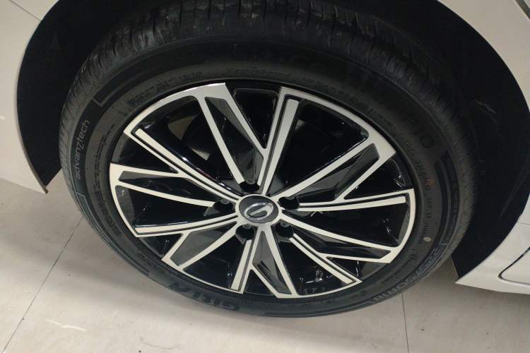 Used GAC Trumpchi E8 2024 Honor Series 2.0L Honor Edition
