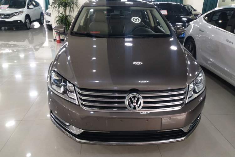 Used Volkswagen Magotan 2015 Facelift 1.8TSI Luxury Model Front