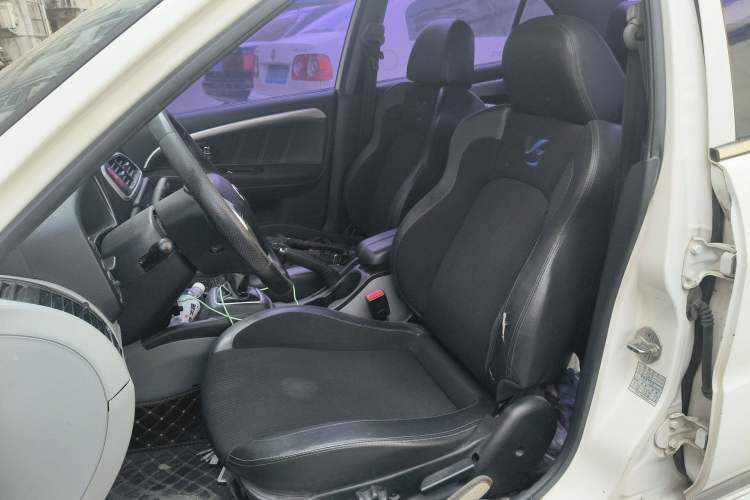 Used Soueast V3 Lingyue 2015 1.5L Manual Style Edition Left Front Seat