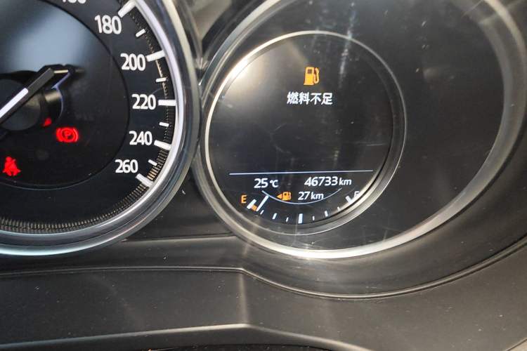 Used Mazda Atenza 2020 2.0L Blue Sky Luxury Edition Odometer Close Up