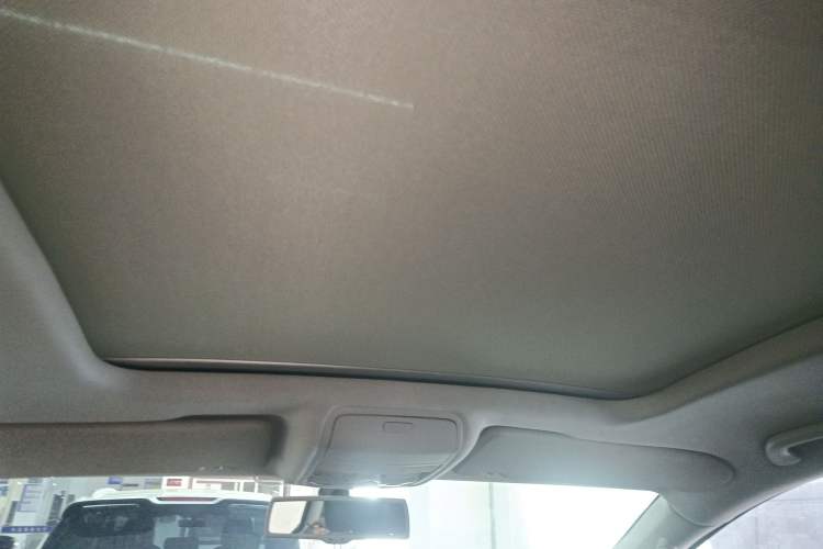 Used Volkswagen Sharan 2013 1.8TSI Standard Model
