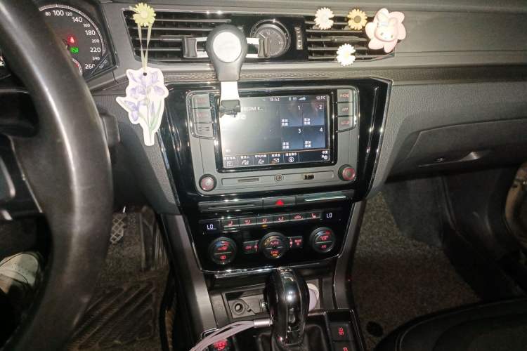 Used Volkswagen Passat 2017 280TSI DSG Luxury Edition