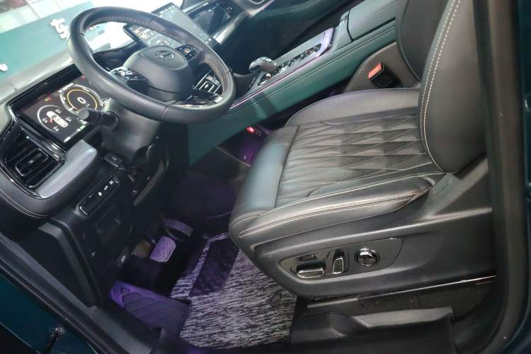 Used GAC Trumpchi GS8 2022 Dual-Engine Series 2.0TM Two-Wheel Drive Prestige Edition (7 Seats)