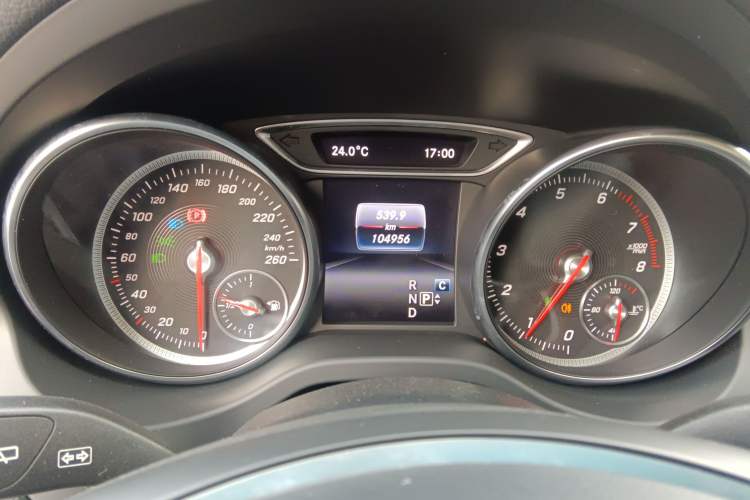 Used Mercedes-Benz GLA 2017 GLA 220 4MATIC Fashion Model