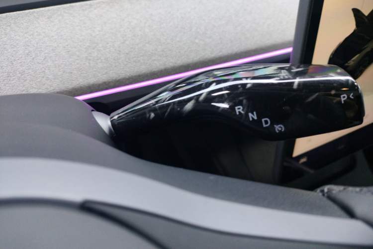 Used Tesla Model Y 2024 Rear-Wheel-Drive Version