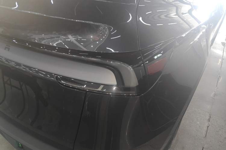 Used Tesla Model Y 2025 Rear-Wheel Drive First Edition Exterior 3