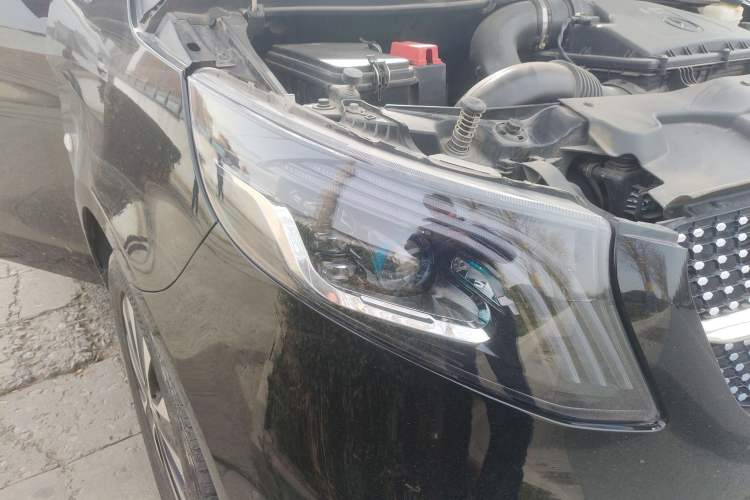 Used Mercedes-Benz Vito 2023 2.0T Elite Version 7 Seats