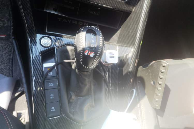 Used Volkswagen Tayron 2020 330TSI Two-Wheel Drive Luxury Smart Connectivity Version
