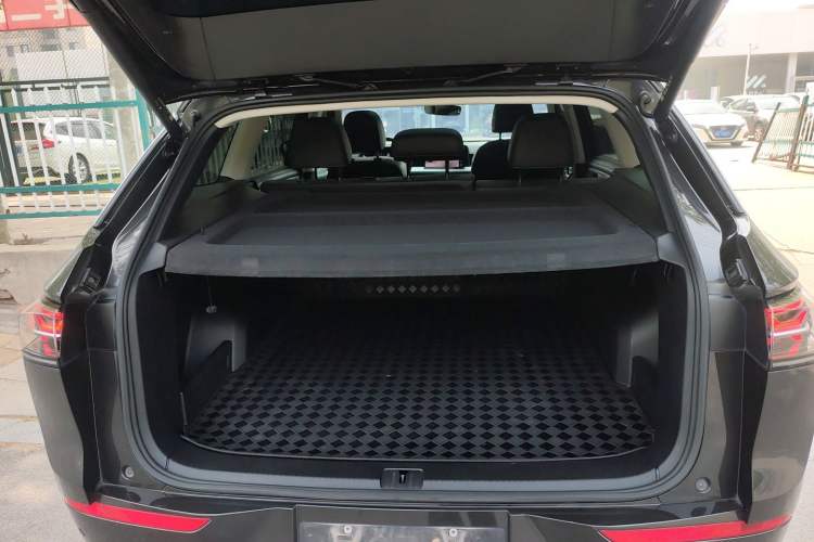 Used Volkswagen Tavendor 2023 380TSI Four-Wheel Drive R-Line Cruise Edition