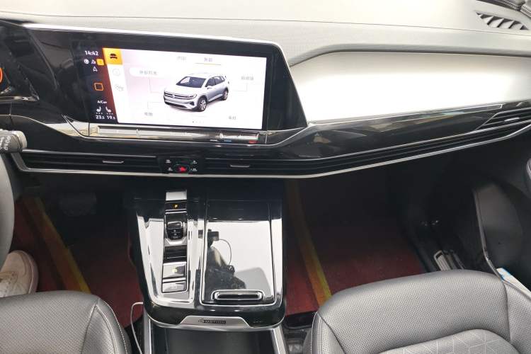 Used Volkswagen Talagon 2023 Facelift 380TSI All-Wheel-Drive Luxury Jiajing Pro 6-Seater Audio And AC Panel