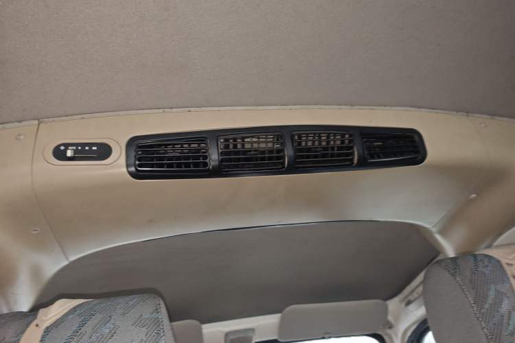 Used GAC Gonow Xingwang CL 2014 1.2L Luxury Edition GA4G12 Headliner