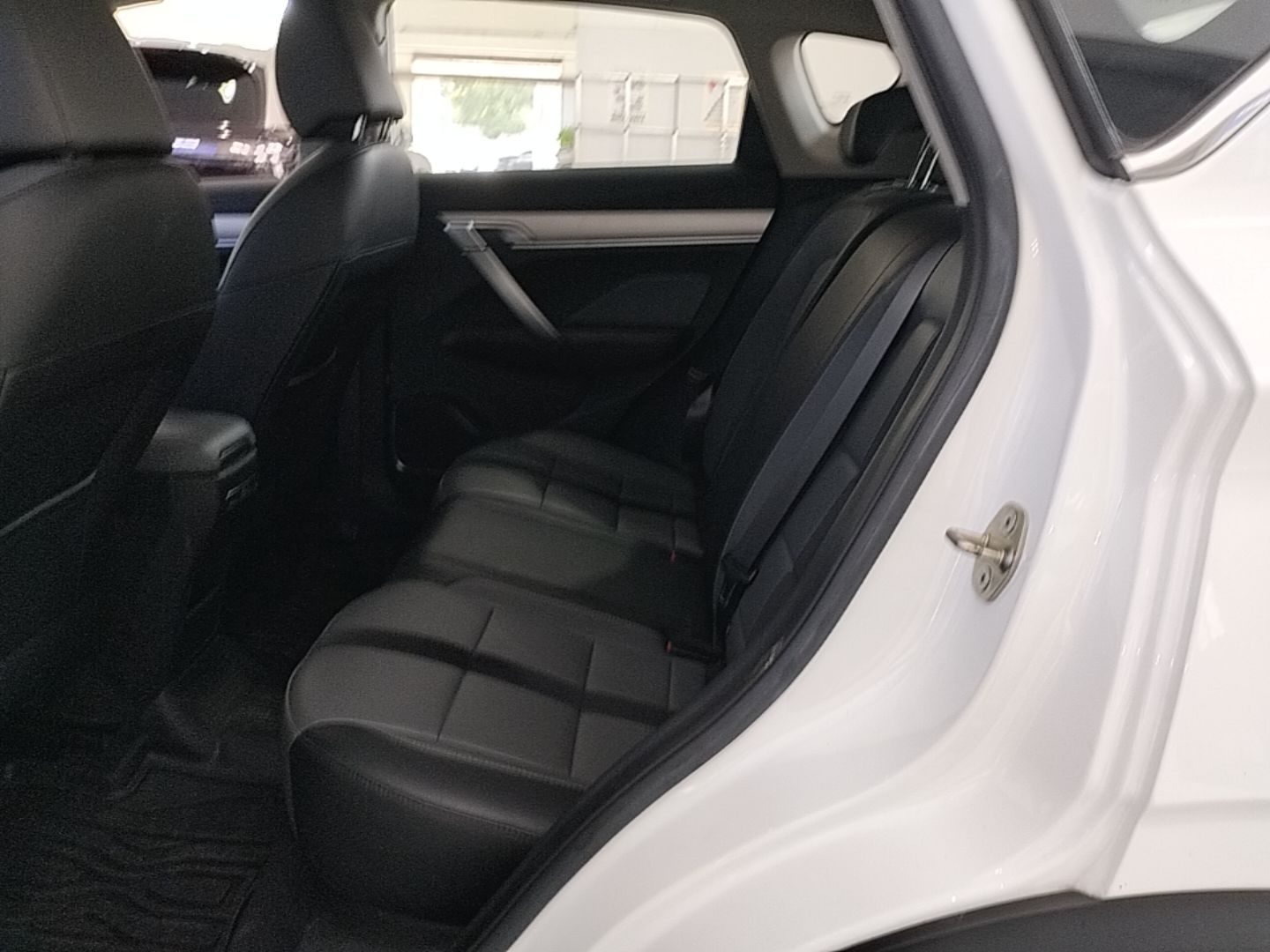 Geely Auto Coolray 2023 1.5T DCT Diamond Edition — снимка 20