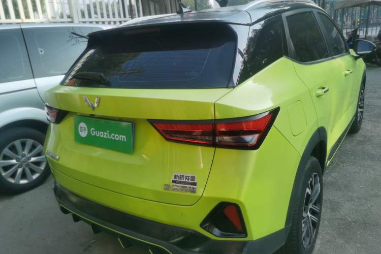 Used Wuling Alvez 2022 1.5T CVT Trendy & Cool Edition